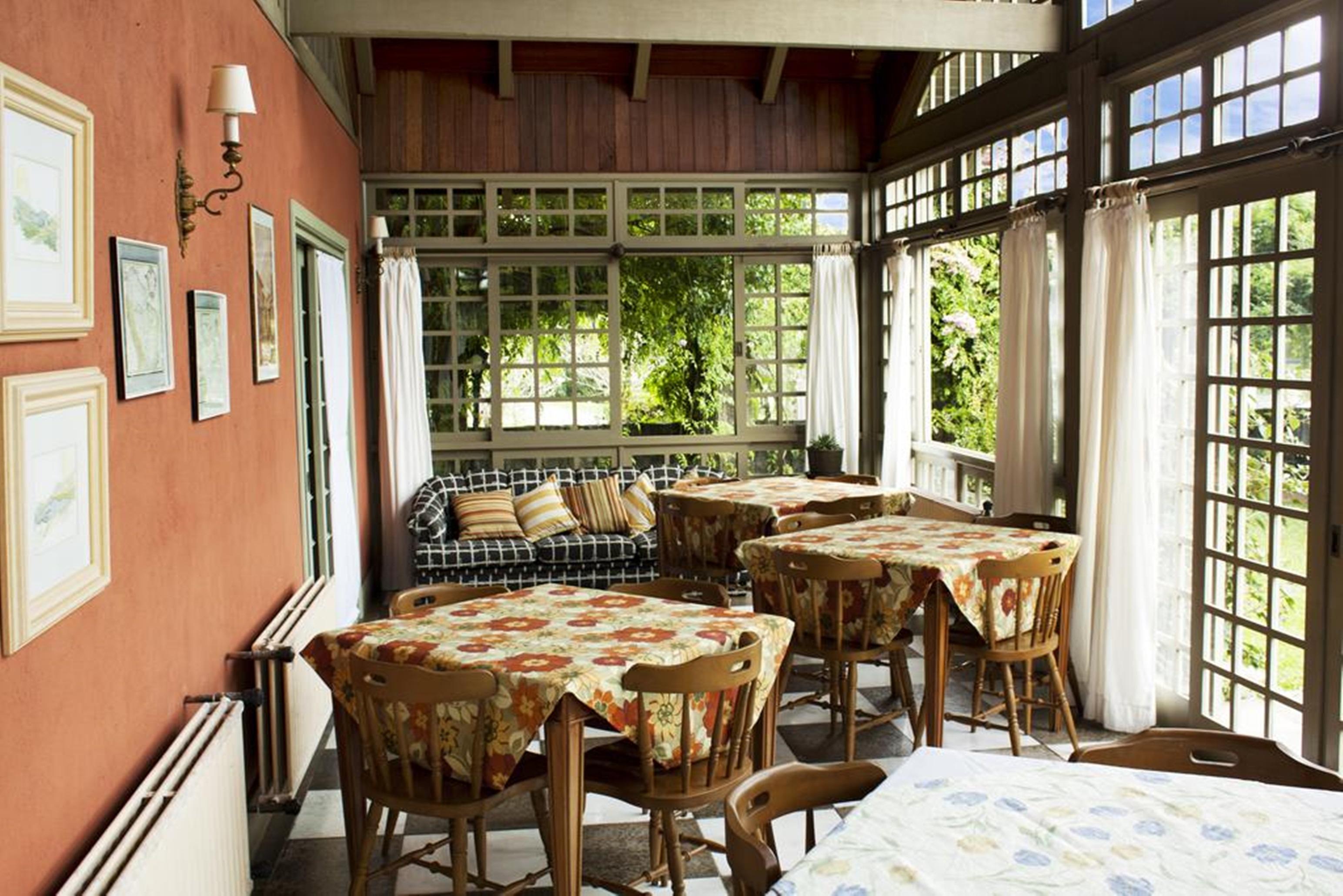 Pousada Casa Rosa Canela Exterior photo